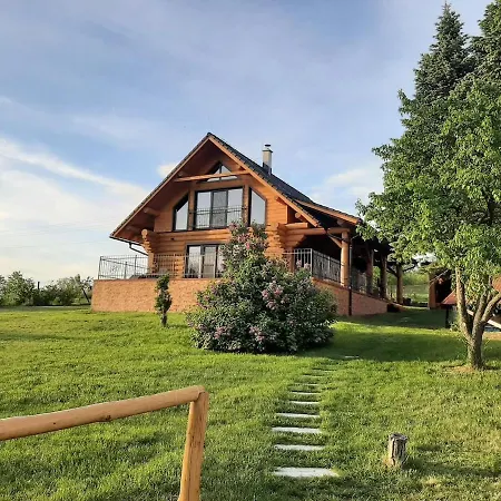 Zrub Ziva Na Lazoch So Zvieratkami Casa vacanze